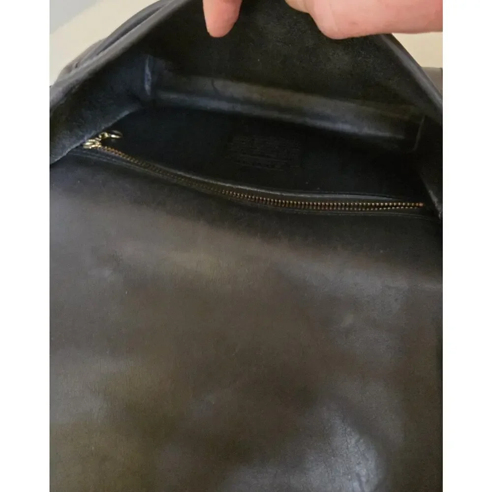 Vintage Coach 205 Glove‑Tanned Leather‎ Flap Bag With Top Handle — Black (1983)